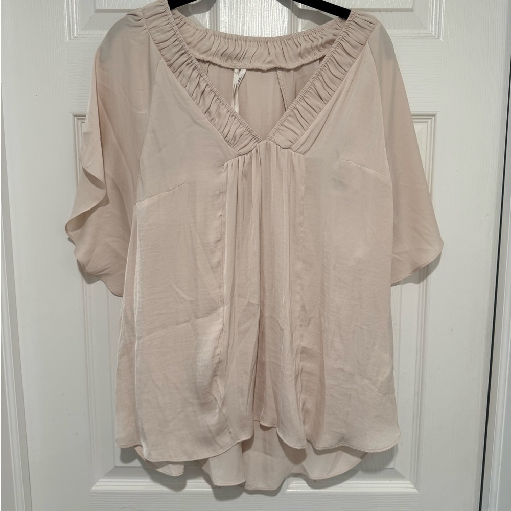 Anthropologie Off-white Flowy Blouse -- size L
